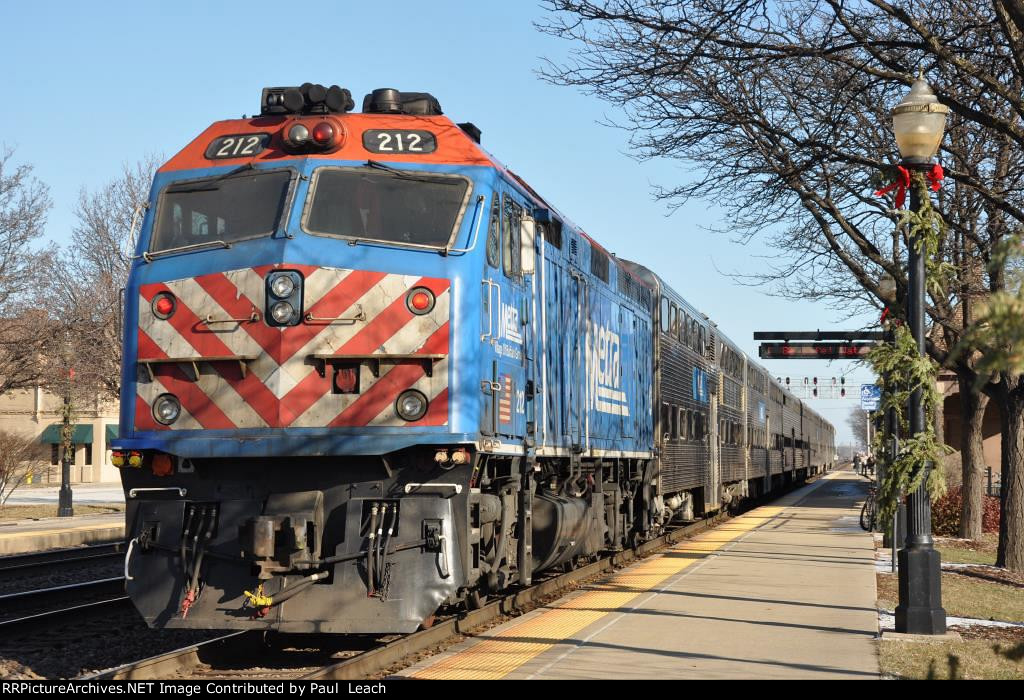 Inbound commuter shoves east